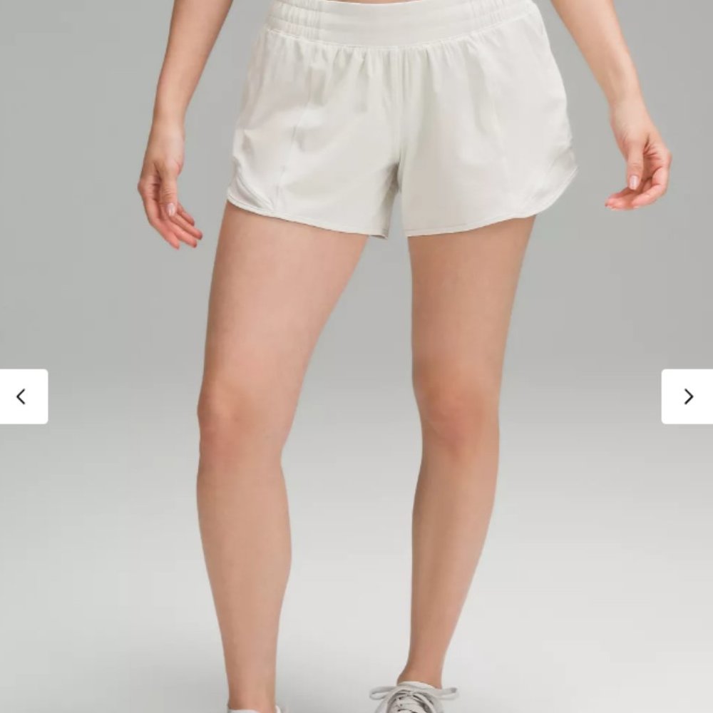 NWT Lululemon Hotty Hot Low-Rise Lined Short 4" (Bone 12)